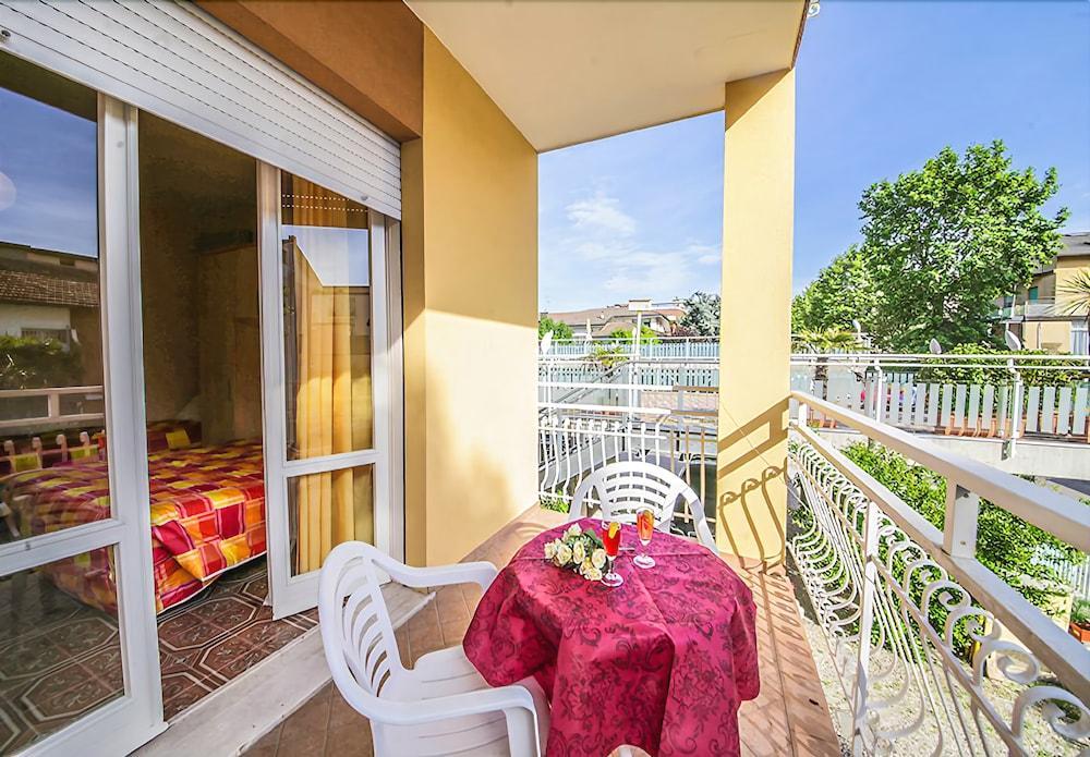 Hotel Santa Martina Вилламарина Экстерьер фото