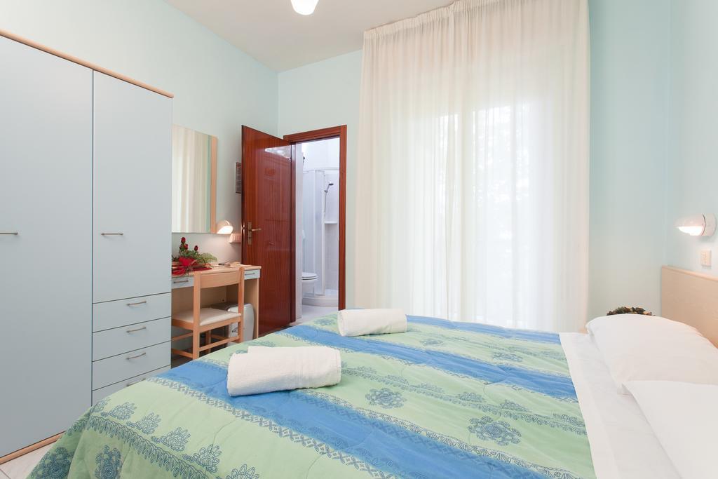 Hotel Santa Martina Вилламарина Номер фото